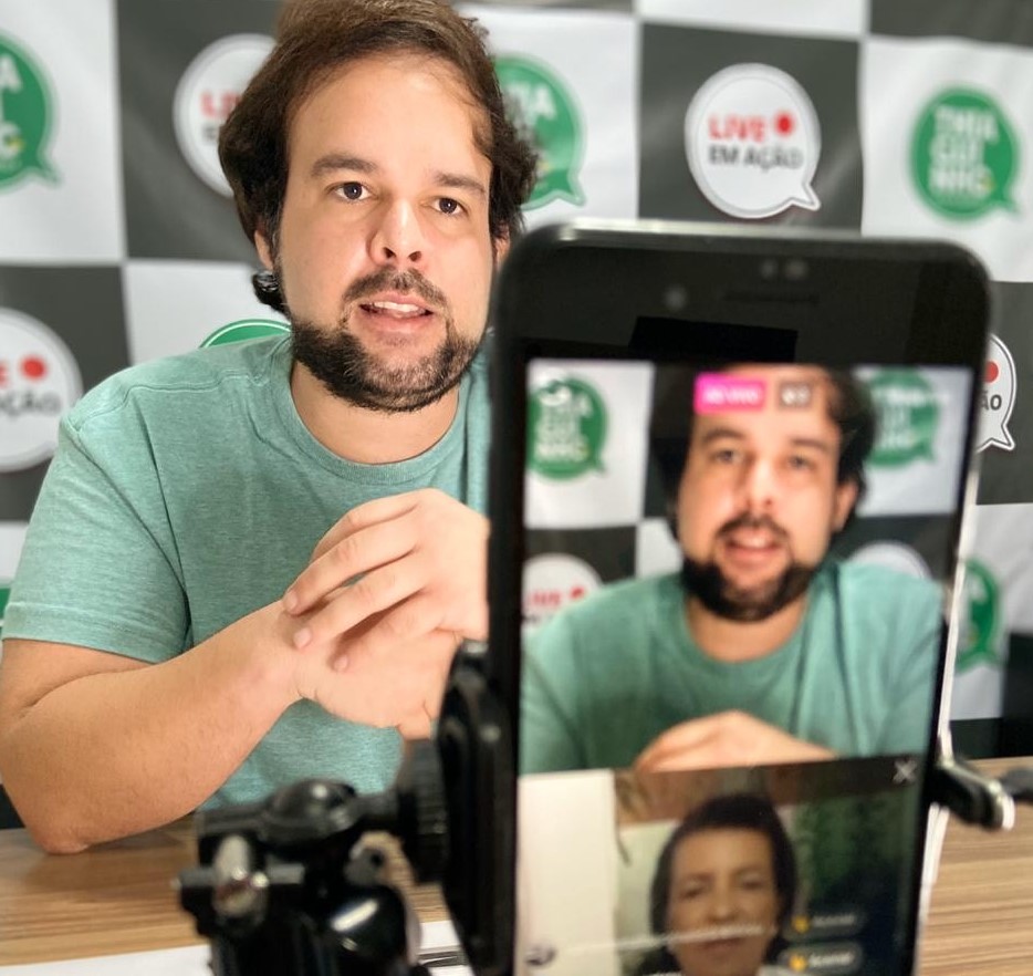 Thiaguinho faz indicação para que conteúdo educativo da Rede Municipal seja transmitido na TV Aperipê