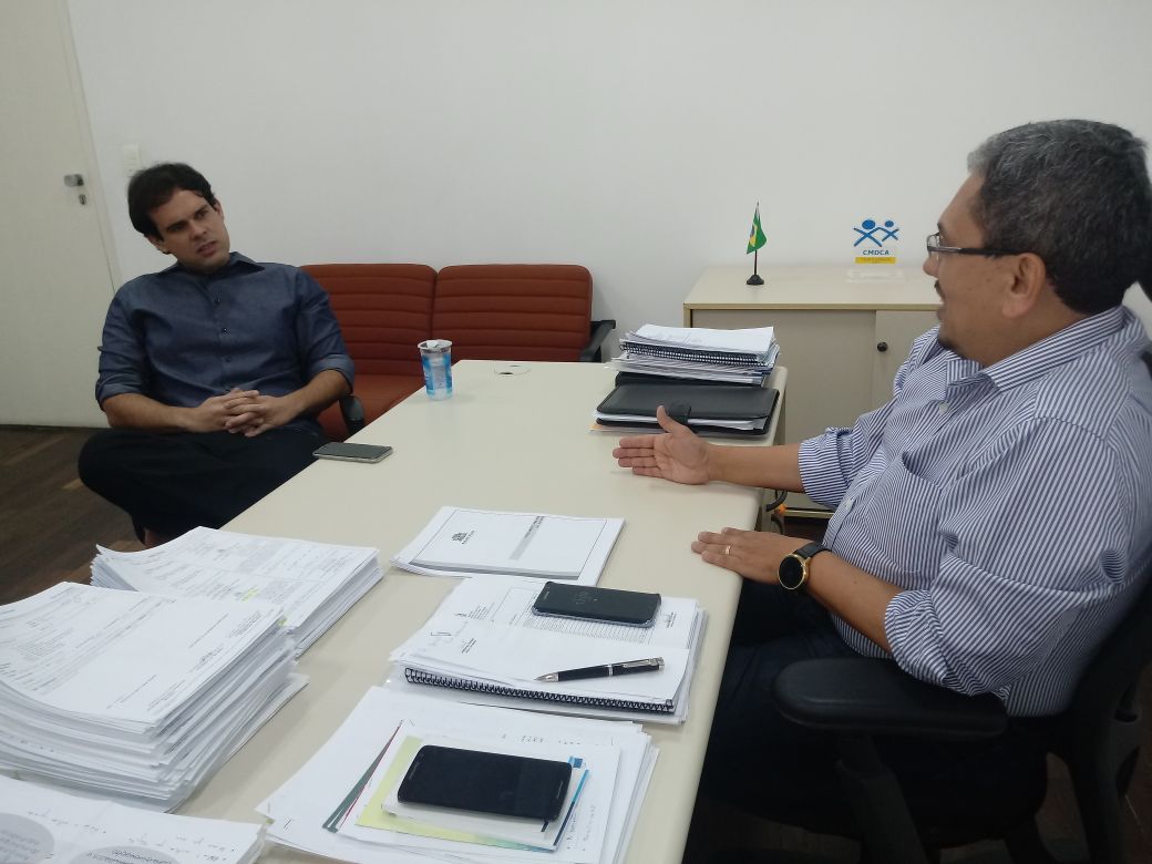 Thiaguinho Batalha faz visita de cortesia ao secretário da Fazenda