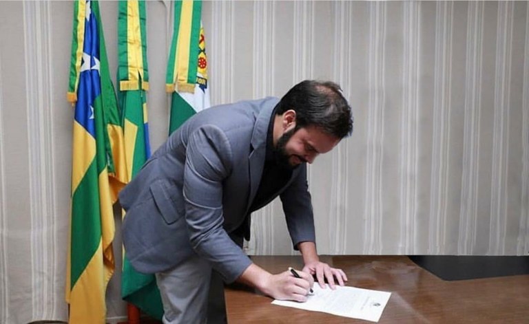 Thiaguinho Batalha se filia ao PSC