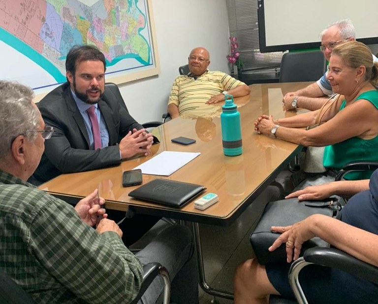 Thiaguinho Batalha se reúne com Emurb em busca de soluções para alagamentos na 13 de Julho