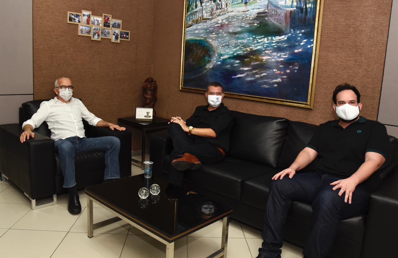 Thiaguinho Batalha visita prefeitura e órgãos nesta quinta-feira