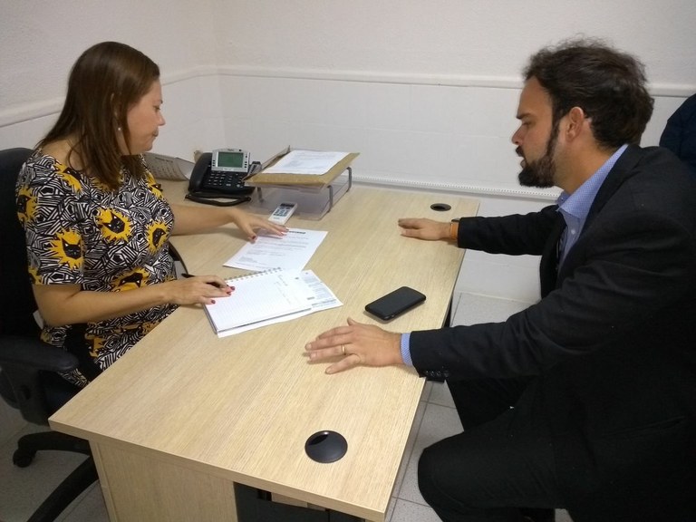 Thiaguinho Batalha visita secretária da Saúde em busca de apoio para o Ação Cidadã