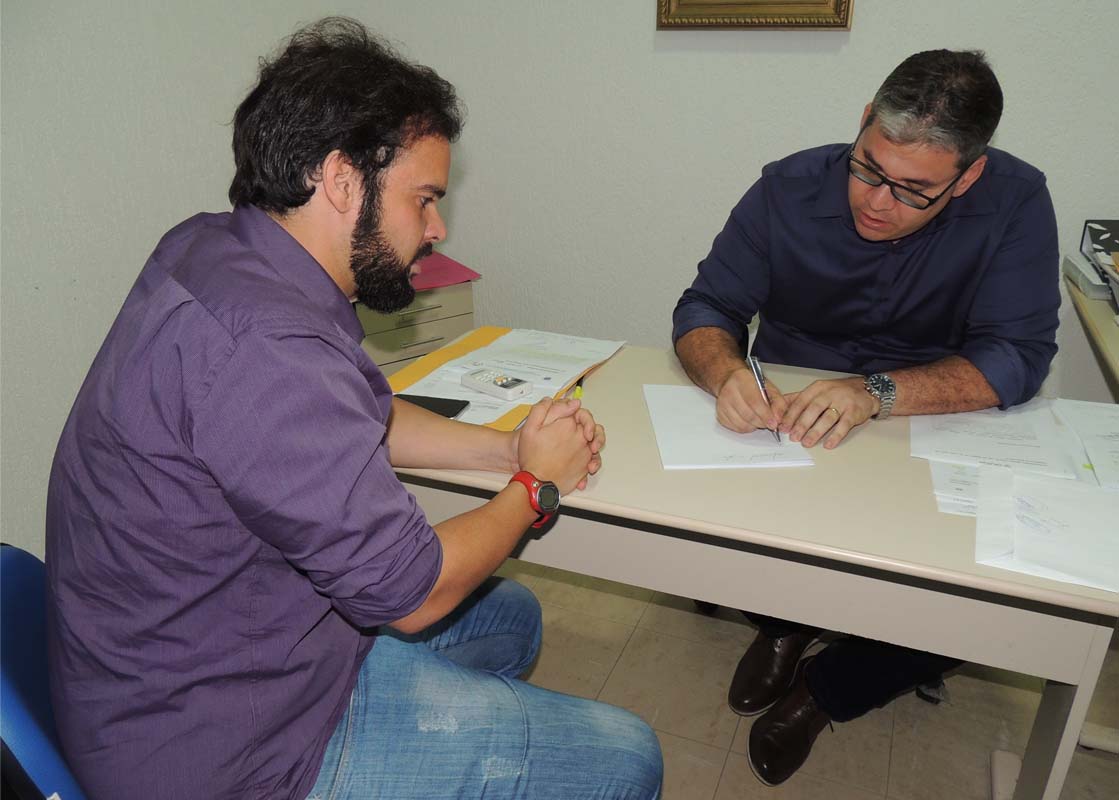 Thiaguinho demonstra preocupação com paralisação dos médicos do Cirurgia