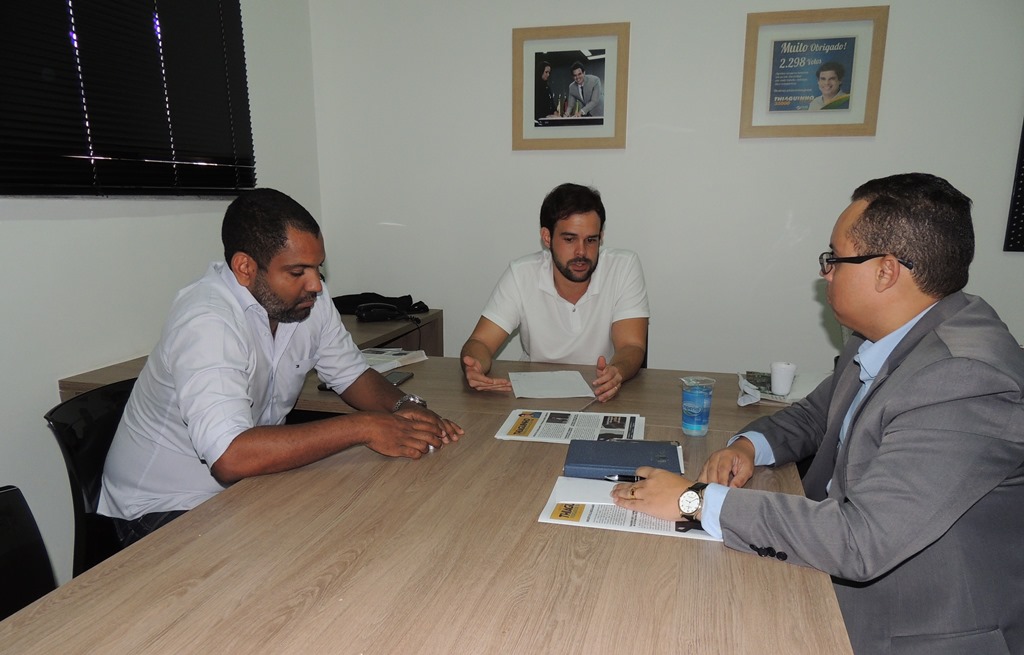 Thiaguinho discute com o presidente do CJE detalhes da sessão especial sobre Empreendedorismo