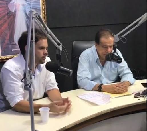 Thiaguinho faz balanço do semestre durante entrevista