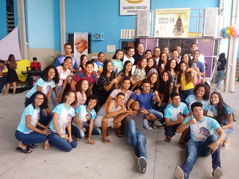 Thiaguinho participa de evento no Bugio e prestigia torneio de futebol no Costa e Silva