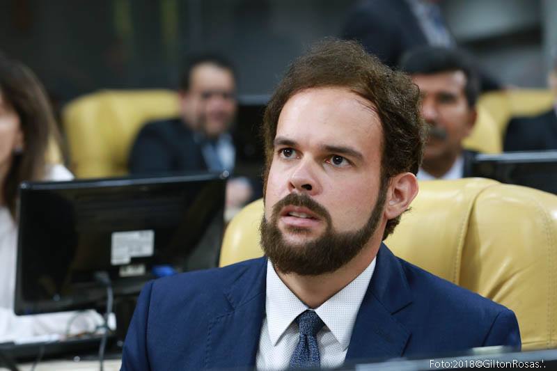  Thiaguinho protocola seis indicações para Zona de Expansão