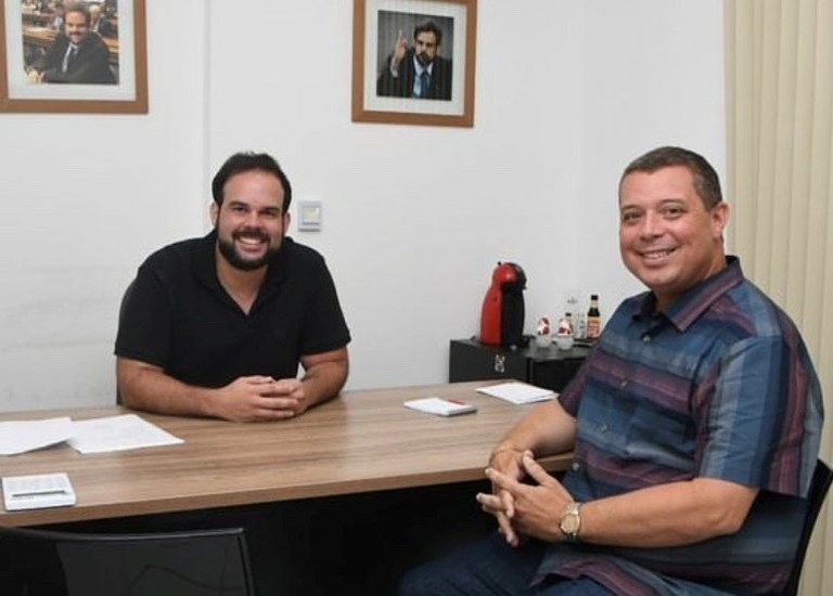 Thiaguinho se reúne com Fábio Mitidieri para buscar recursos para Aracaju