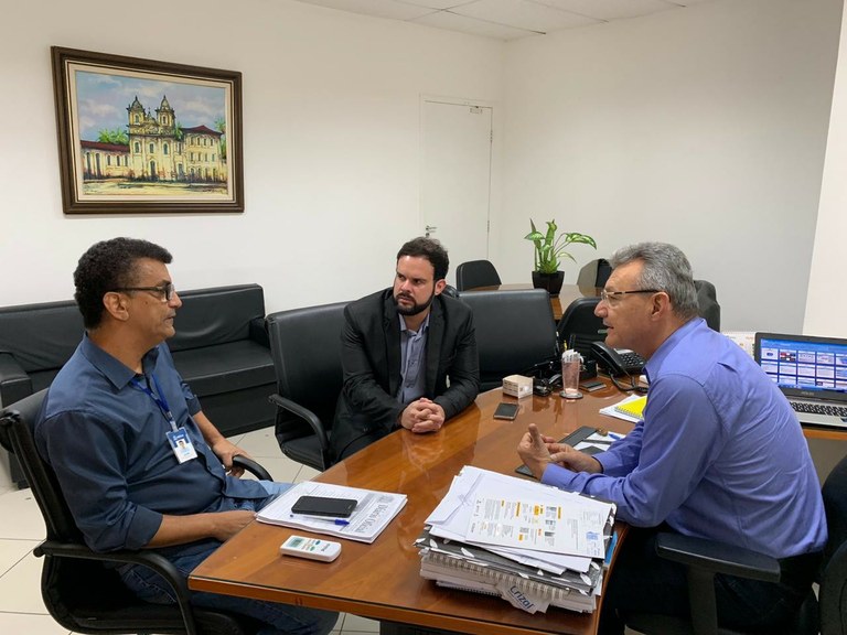Thiaguinho se reúne com secretários e discute demandas para a capital