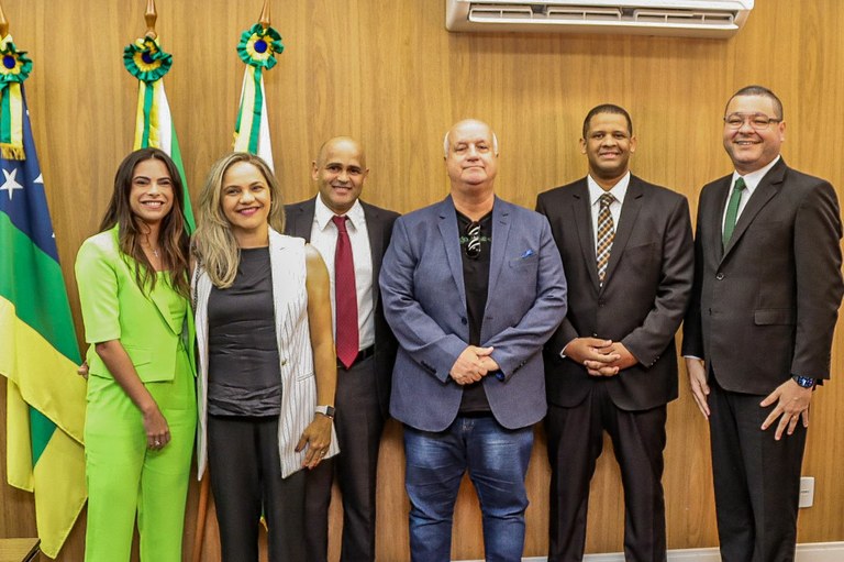 Alex Melo recebe Título de Cidadania Aracajuana