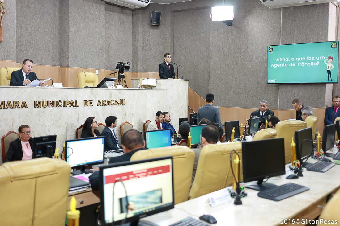 Tribuna Livre debate plano de cargos e salários dos Agentes de Trânsito 