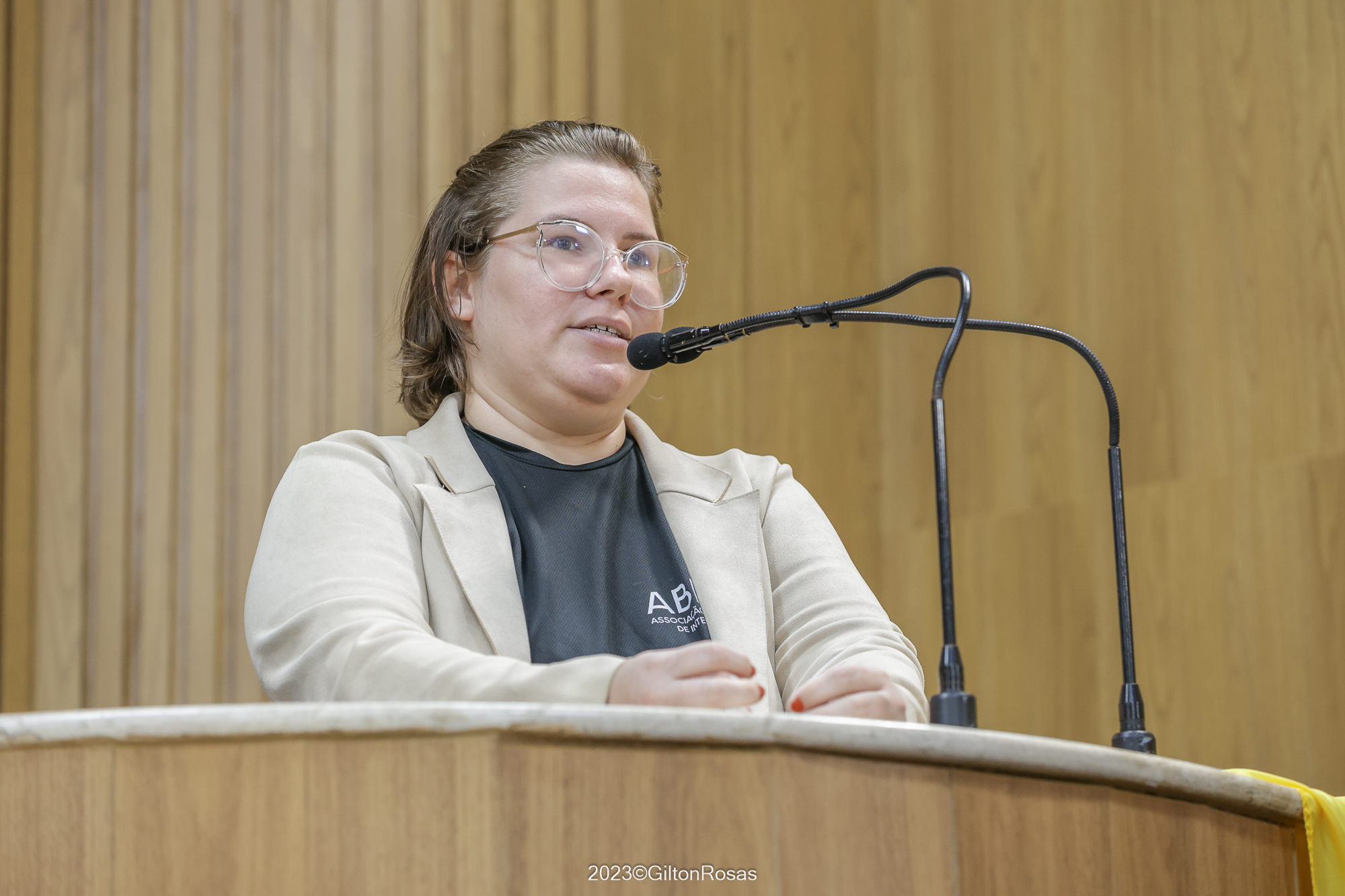 Tribuna Livre desta terça discute o combate à mutilação infantil