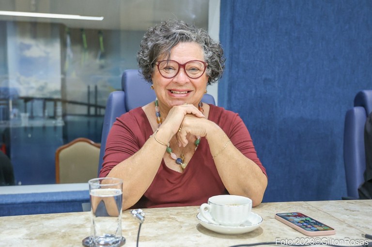 Uma das principais pautas da infância defendida pelo Mandato de Ângela Melo, eleição de conselheiros tutelares, acontece domingo 