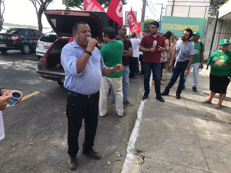 Vereador Américo de Deus é contra o possível fechamento de agências do Banese