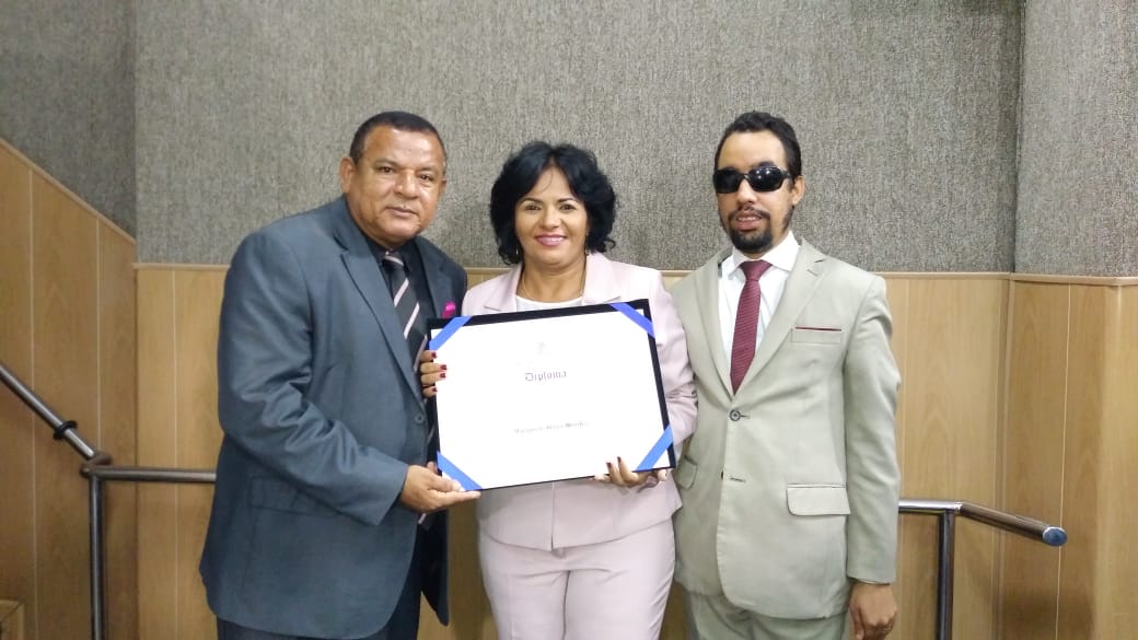 Américo de Deus outorga título de Cidadania Aracajuana à Margarete Abreu