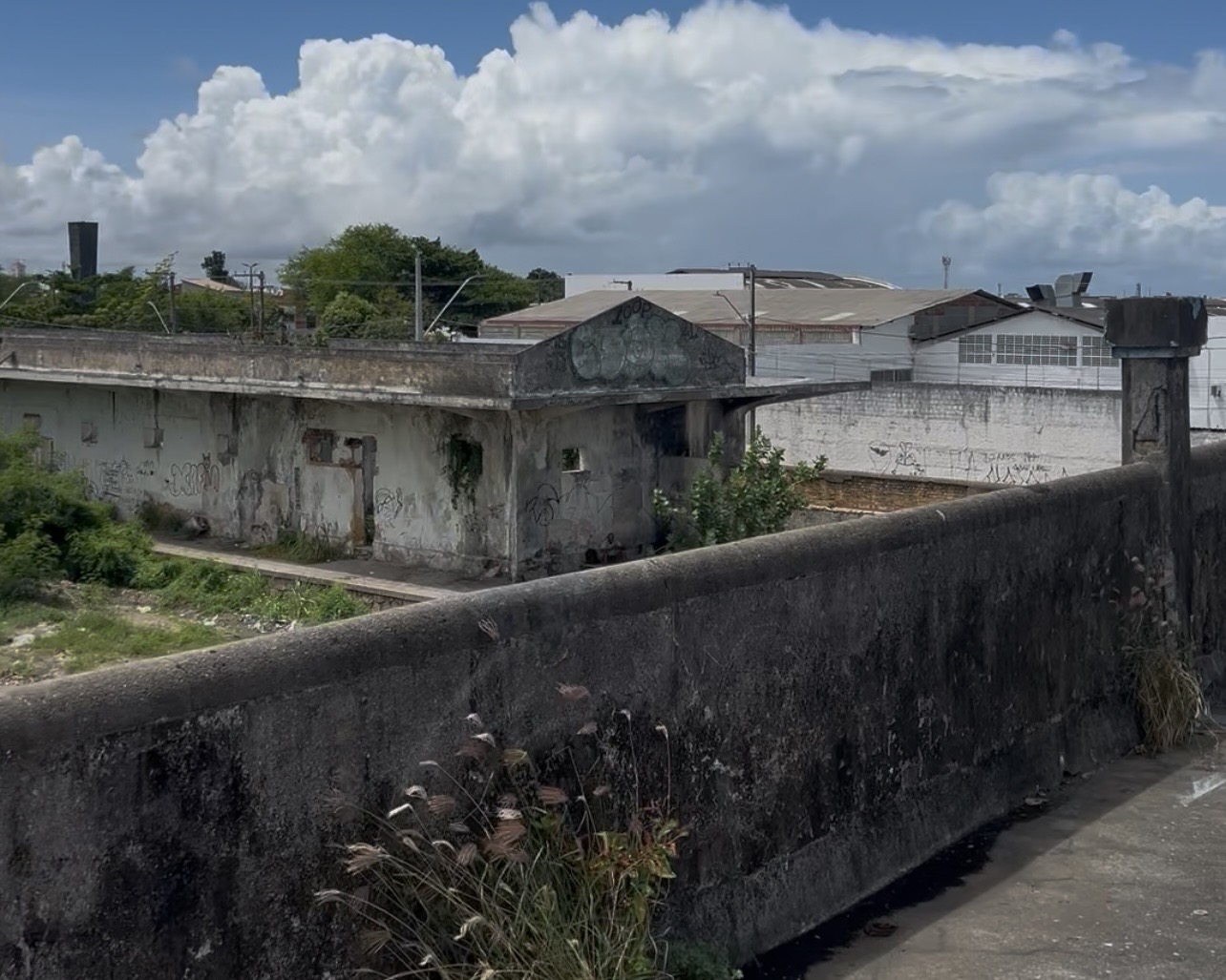 Vereador Anderson de Tuca intensifica cobranças por revitalização da Estação da Leste