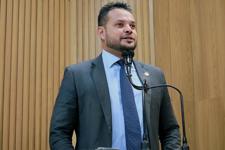  Vereador Anderson de Tuca parabeniza projeto que agiliza acesso ao BPC em Aracaju