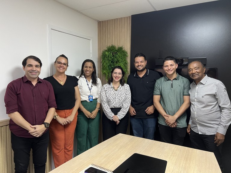 Vereador Anderson de Tuca visita Secretaria de Saúde para acompanhar aplicação das emendas impositivas