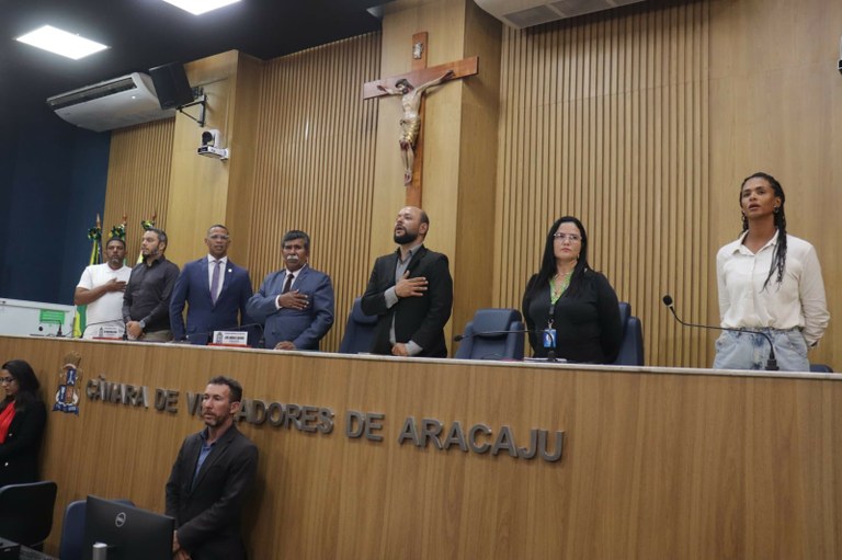 Vereador Bigode do Santa Maria conduz Audiência Pública sobre situação dos ambulantes da Cinelândia, Havaizinho e Orla da Atalaia 