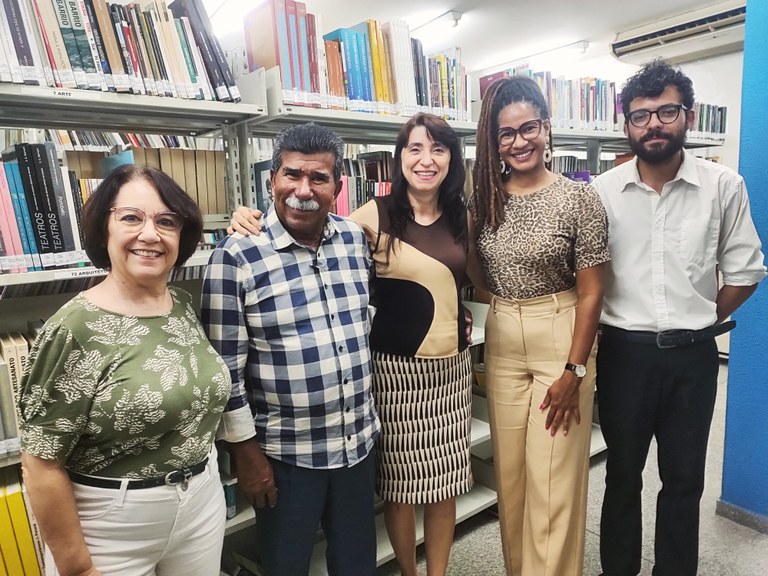 Vereador Bigode do Santa Maria se reúne com representantes do CRB-5 e CFB para discutir fortalecimento das bibliotecas em Aracaju 