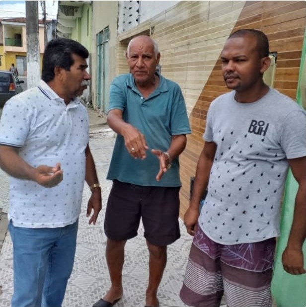 Vereador Bigode esteve no 18 do Forte para resolver problemas da comunidade