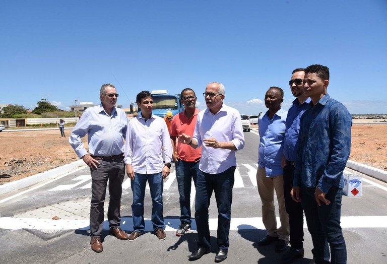 Vereador Bittencourt visita e aprova obras da Coroa do Meio e da Atalaia