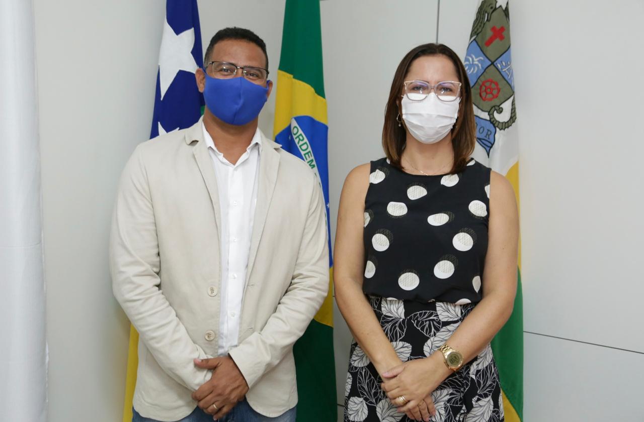 Vereador Byron pede apoio à vice-prefeita Katarina para priorizar a vacinação dos profissionais da segurança