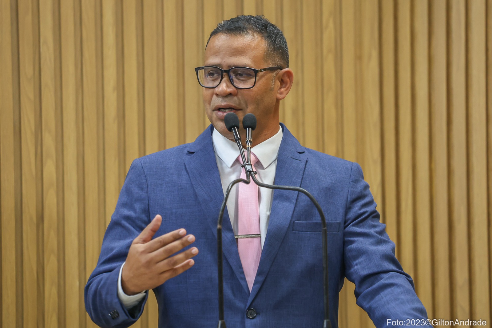 Vereador Byron reforça preocupação com superlotação de hospitais e com a imunização dos aracajuanos