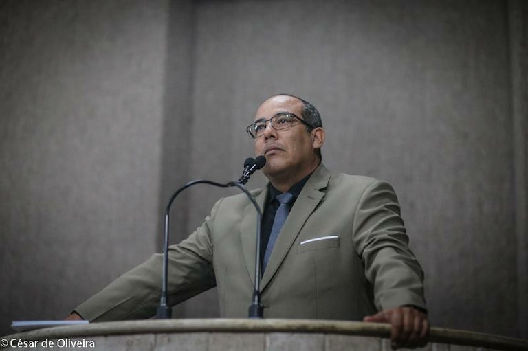 Vereador Cabo Amintas apresenta nova indicação para regulamentação do serviço de mototáxi em Aracaju