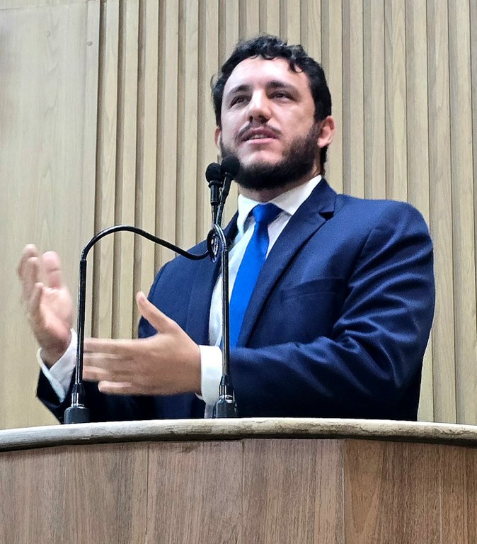 Vereador Camilo demonstra preocupação com mesa de negociação entre servidores e Prefeitura de Aracaju