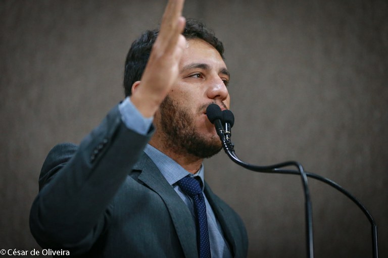 Vereador Camilo Lula se mostra insatisfeito com os cortes de investimentos das universidades