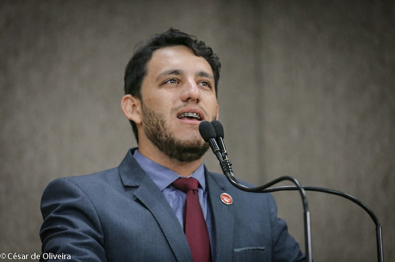 Camilo propõe área de lazer nas margens do Rio Poxim no Conjunto Orlando Dantas