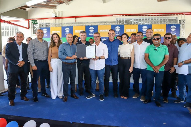 Vereador e ex-aluno, Sargento Byron participa da entrega da reforma do Centro de Excelência Santos Dumont