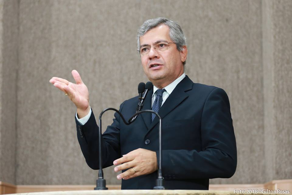 Vereador Iran Barbosa cobra agenda de votações para o final do ano