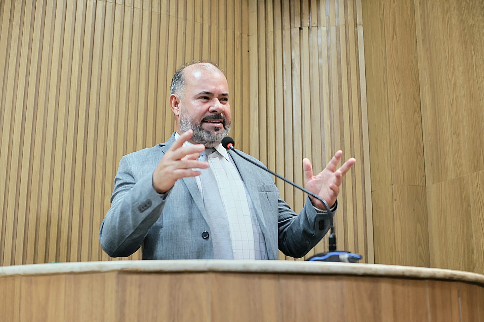 Vereador Isac destaca avanços na infraestrutura urbana e reforça compromisso da gestão com o combate aos efeitos das chuvas