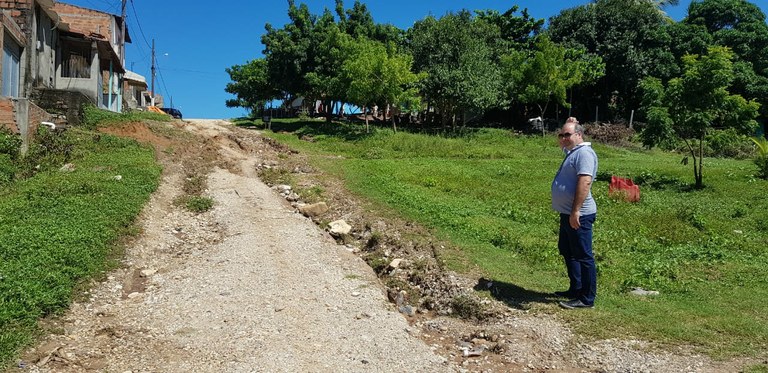 Vereador Isac visita loteamentos do bairro Soledade