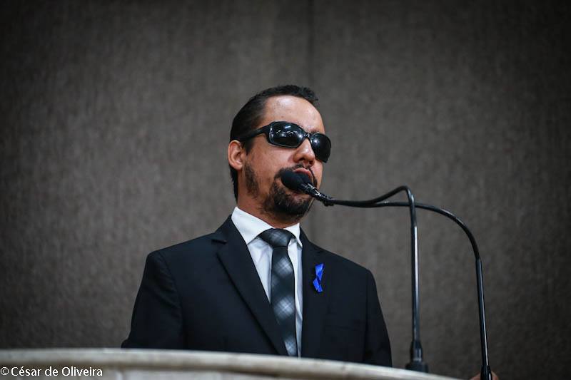 Vereador Lucas Aribé desaprova corte de salário dos médicos por parte da PMA