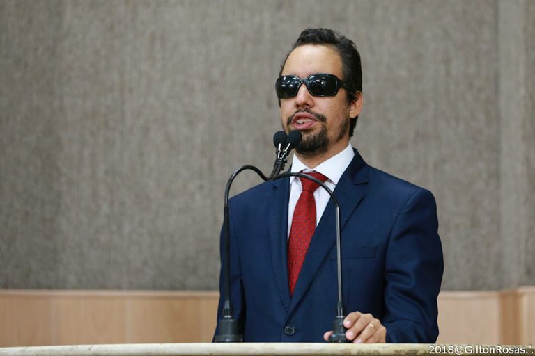 Vereador Lucas Aribé faz homenagem a legado deixado por Tia Ruth