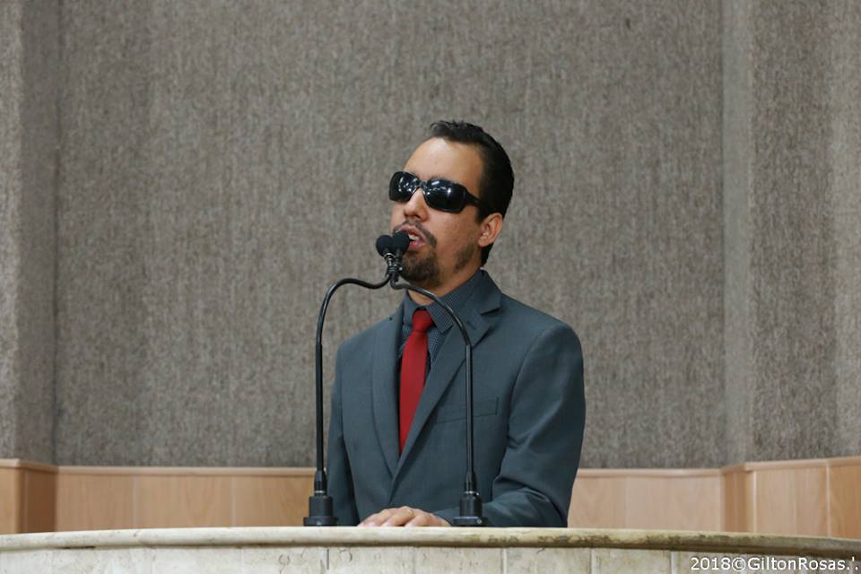 Vereador Lucas Aribé faz homenagem ao Dia Nacional do Surdo