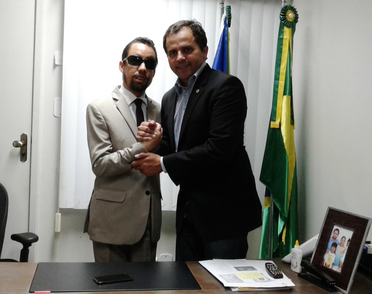 Vereador Lucas Aribé firma parceria com deputado Estadual Jairo de Glória