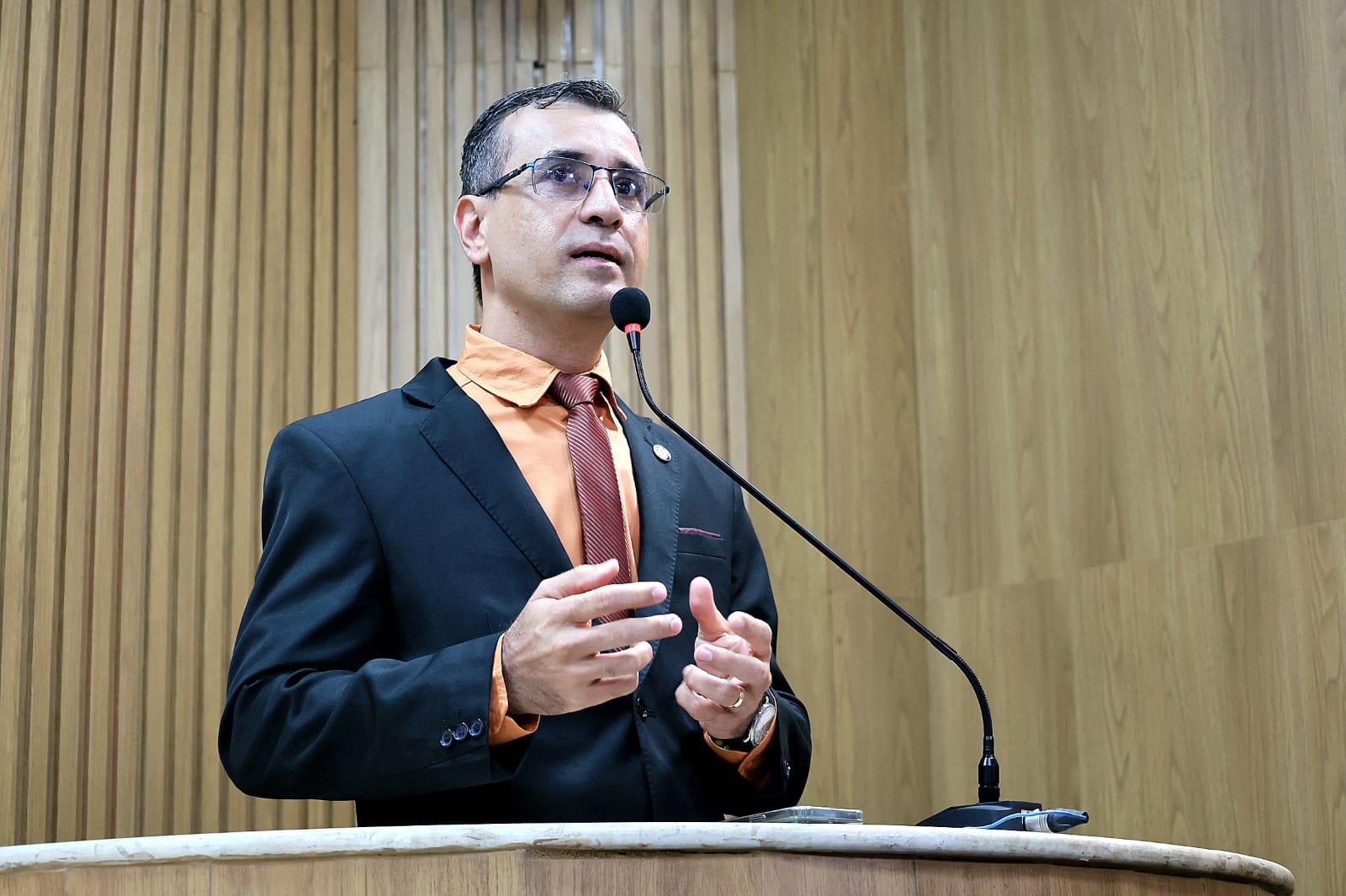  Vereador Lúcio Flávio destina r$ 700 mil em emendas para criação da Casa Diversamente, que irá acolher famílias atípicas 