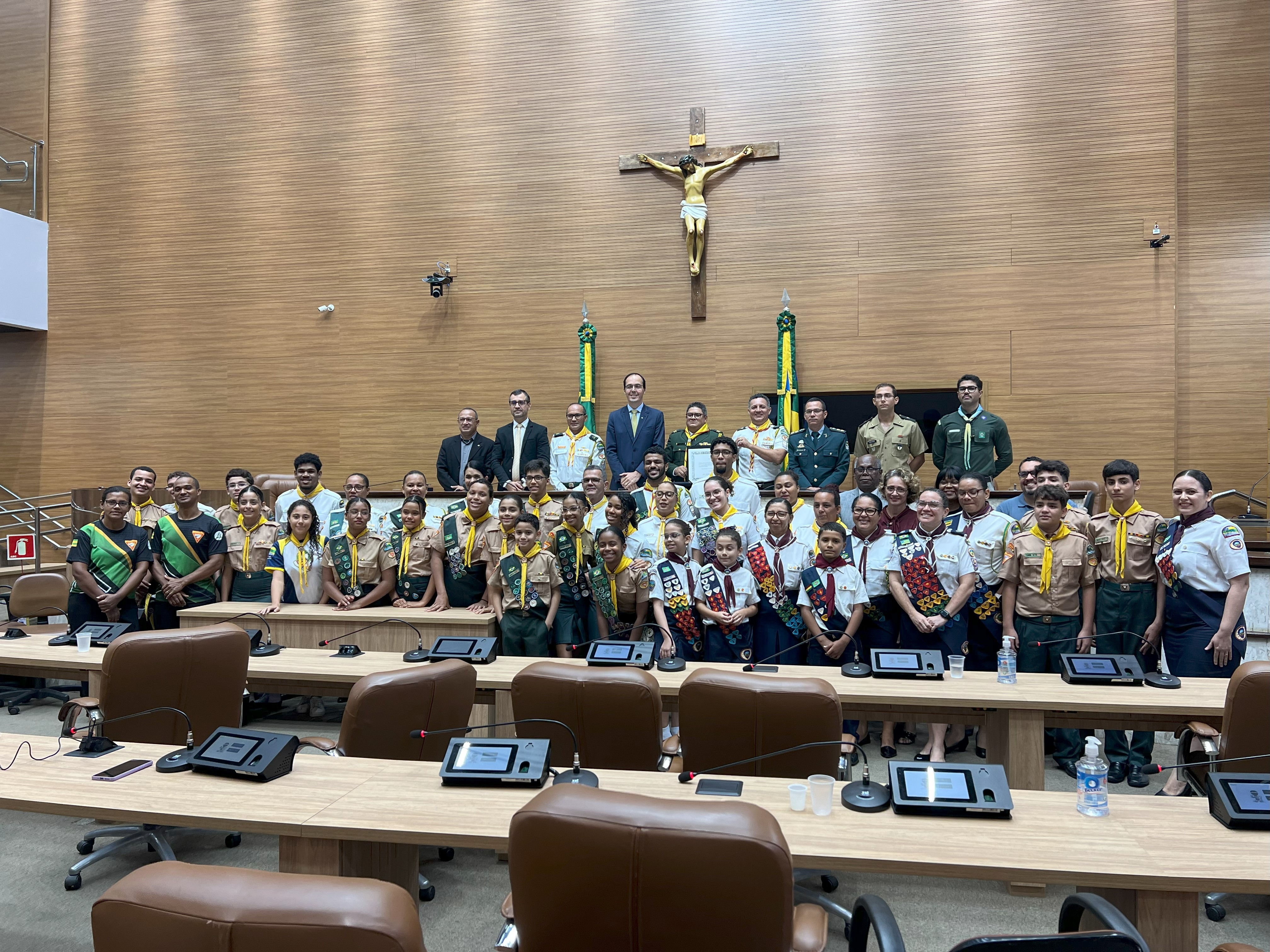 Vereador Lúcio Flávio participa de sessão na Alese em celebração aos 50 anos do Clube de Desbravadores de Sergipe Raios do Sol 