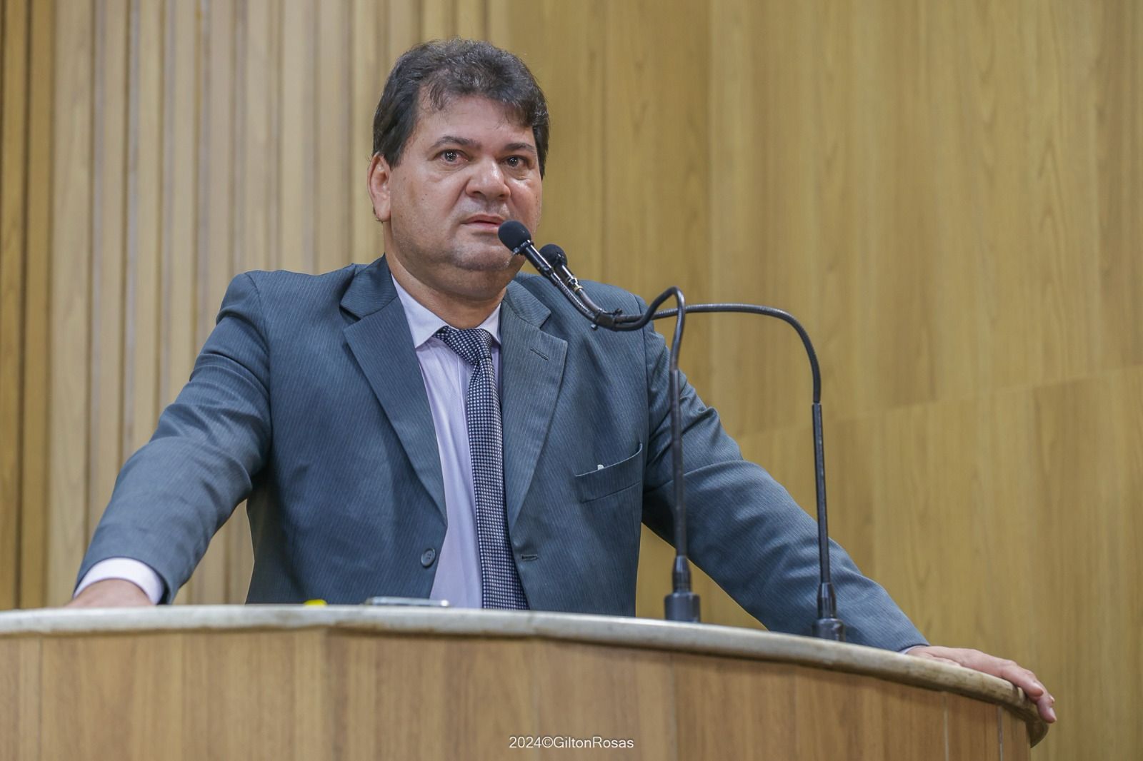 Vereador Miltinho Dantas fala sobre atuação desastrosa da diretora da UBS Cândida Alves, no bairro Industrial 