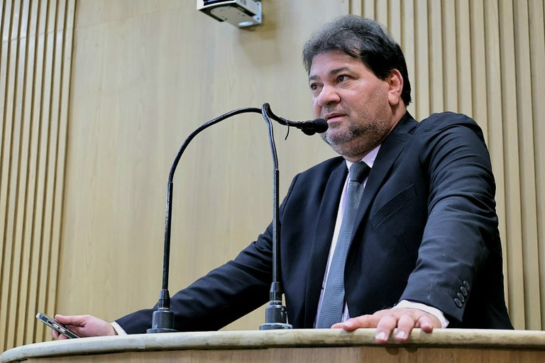 Vereador Miltinho Dantas repudia tentativa de exclusão de nomes de mulheres em eleição do Confiança 