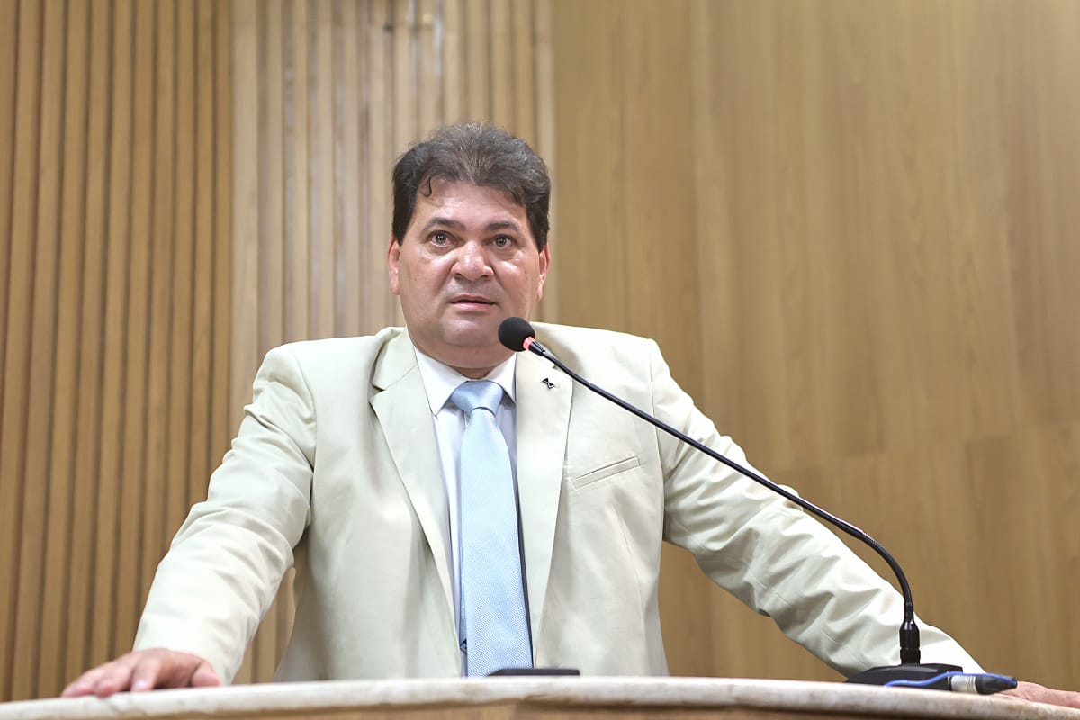 Vereador Miltinho evidencia ação emergencial após danos caudados por fortes ventos no mercado central de Aracaju 