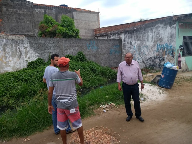 Vereador nas ruas: Seu Marcos leva reivindicações à Emsurb