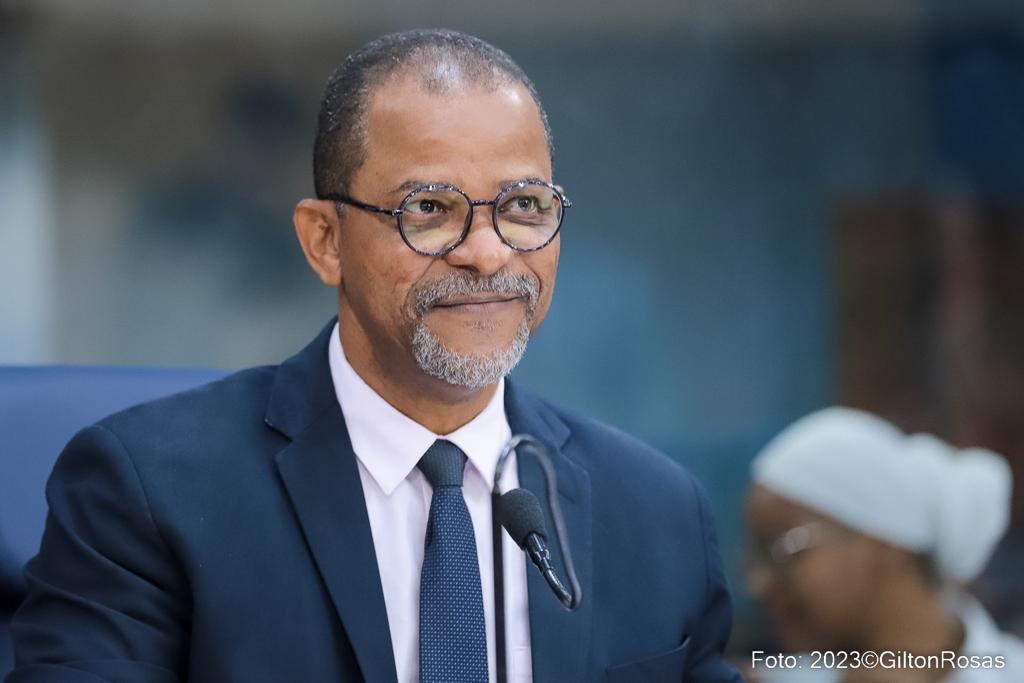 Vereador Professor Bittencourt protocola PL sobre uso da Cannabis para fins medicinais