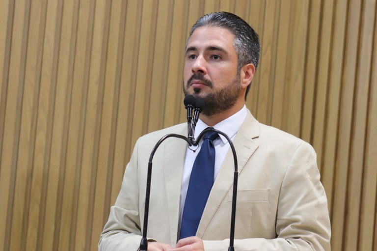 Vereador Ricardo Vasconcelos cobra planejamento e ações que tragam melhorias para Aracaju 