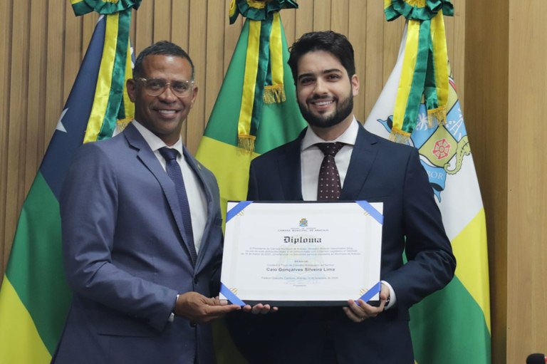 Vereador Sargento Byron concede Título de Cidadão Aracajuano ao professor e advogado, Caio Lima
