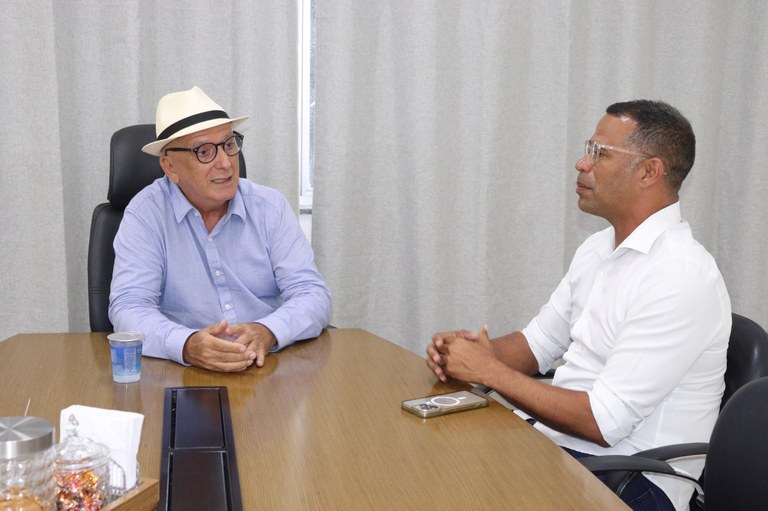 Vereador Sargento Byron dialoga sobre cultura e inclusão 